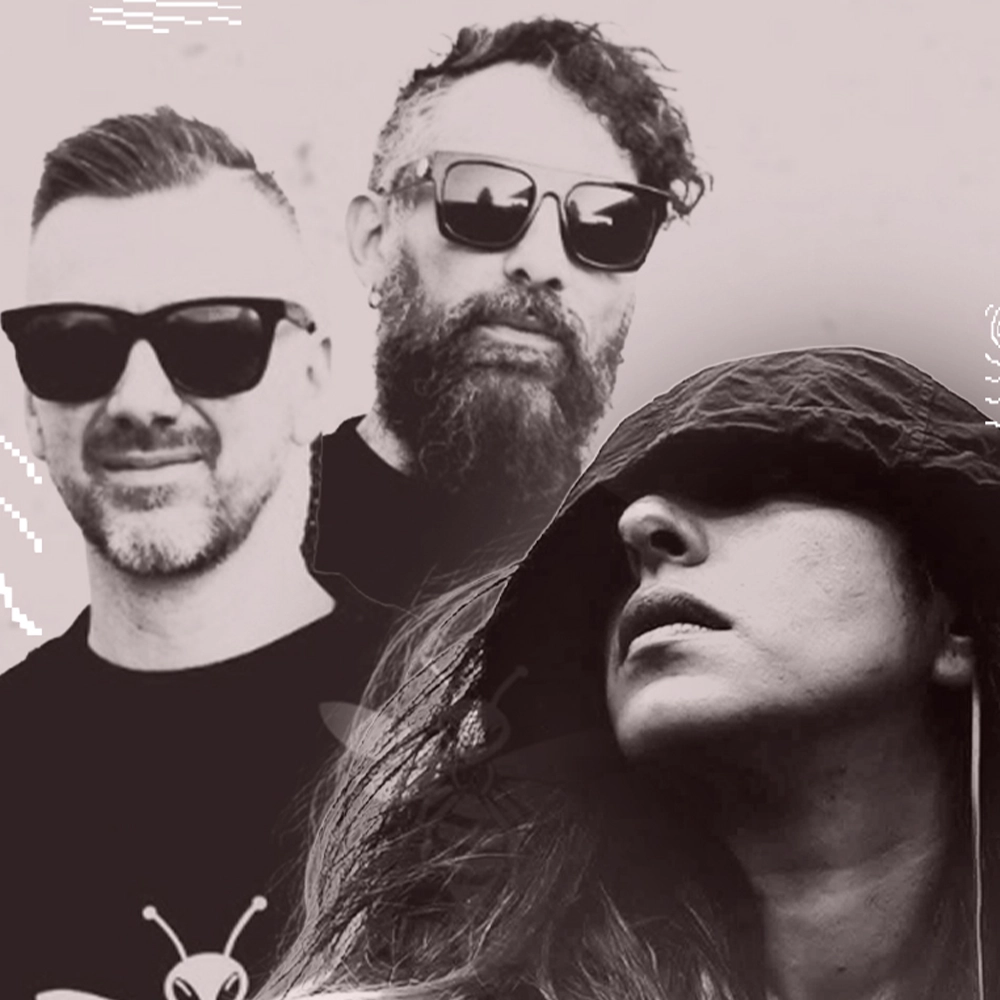 DEEP IN THE LOVE B2B DANA